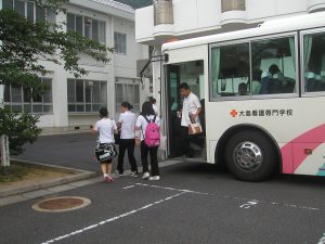 実習病院への送迎
